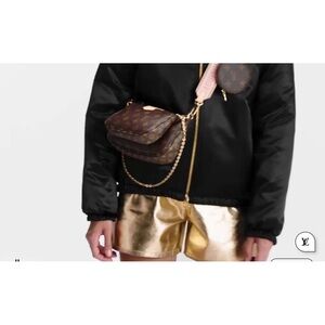 Louis Vuitton crossbody , done with it